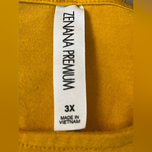 Elegant White Women's Top - Picture 11 of 16